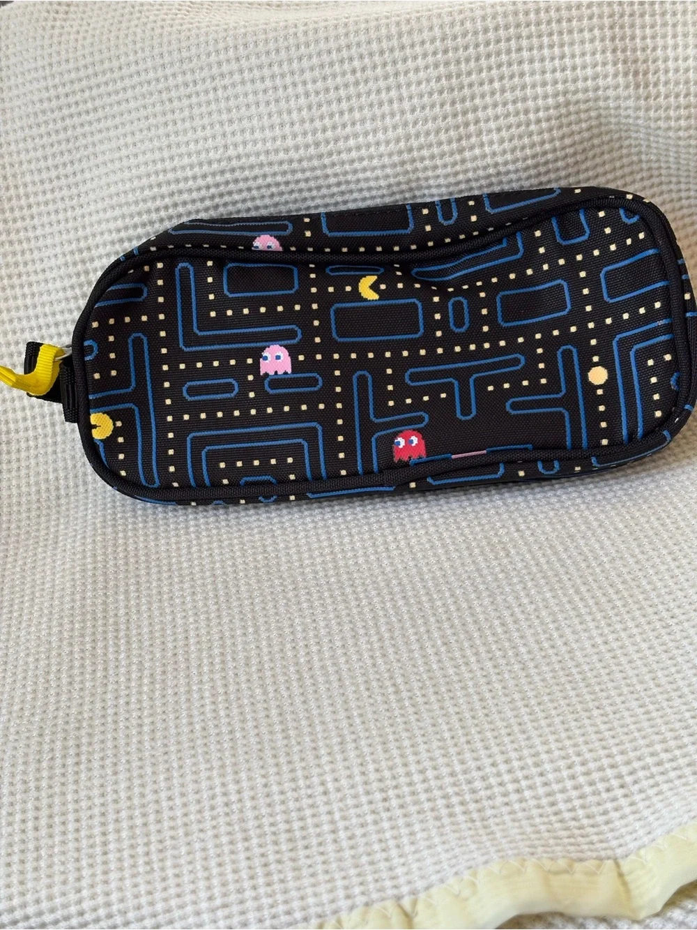 Gear-Up PAC-MAN™ Pencil Case Glows in the dark. , seems to be like new